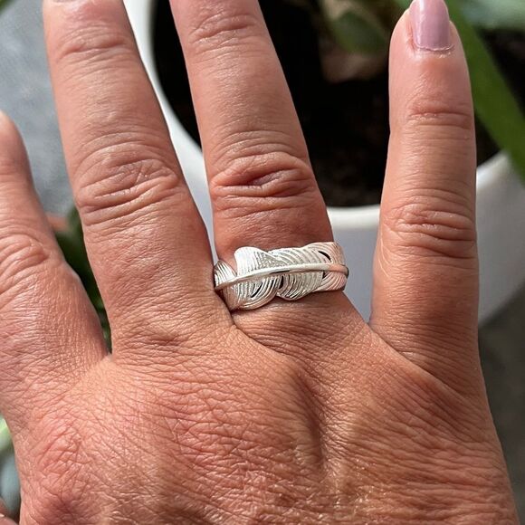 The Dainty Feather adjustable 925 silver ring - Picture 6 of 6